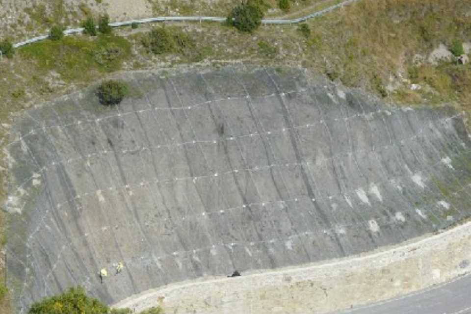 Stabilization of a slope of the road Coll d'Ordino to Canillo