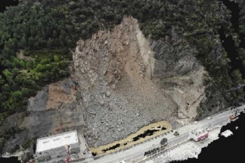 Protection against falling rocky blocks on p.k. 9 + 250 of the CG 1, Zona de La Portalada